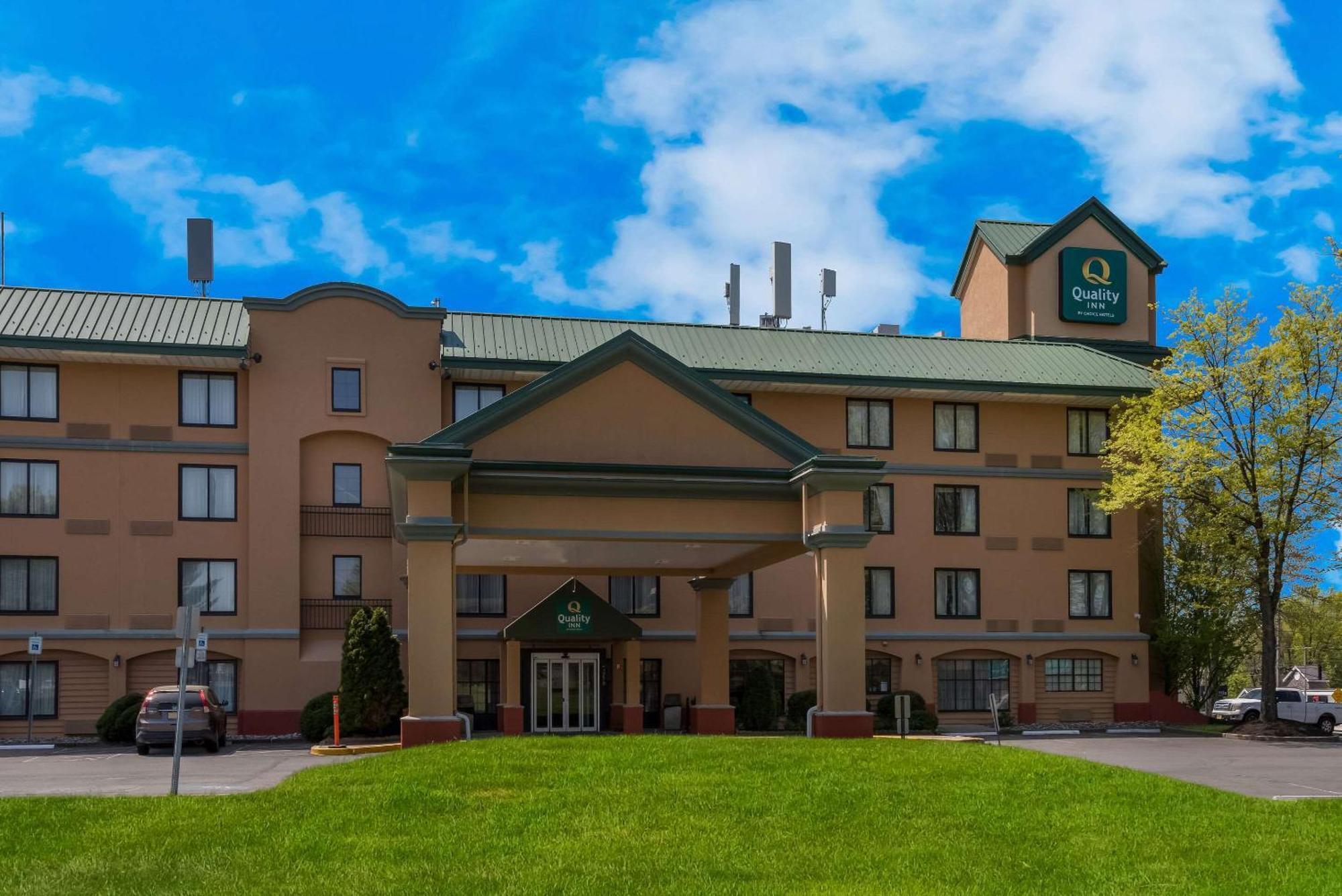 Quality Inn Near Princeton Lawrence Buitenkant foto