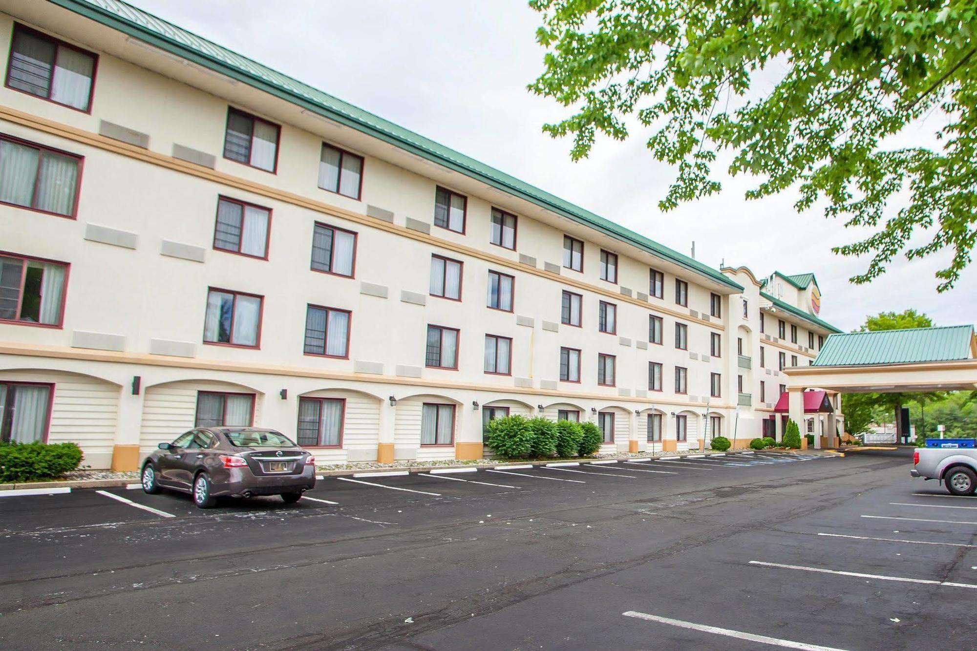 Quality Inn Near Princeton Lawrence Buitenkant foto