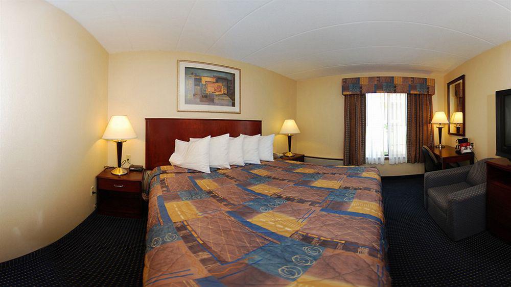 Quality Inn Near Princeton Lawrence Buitenkant foto