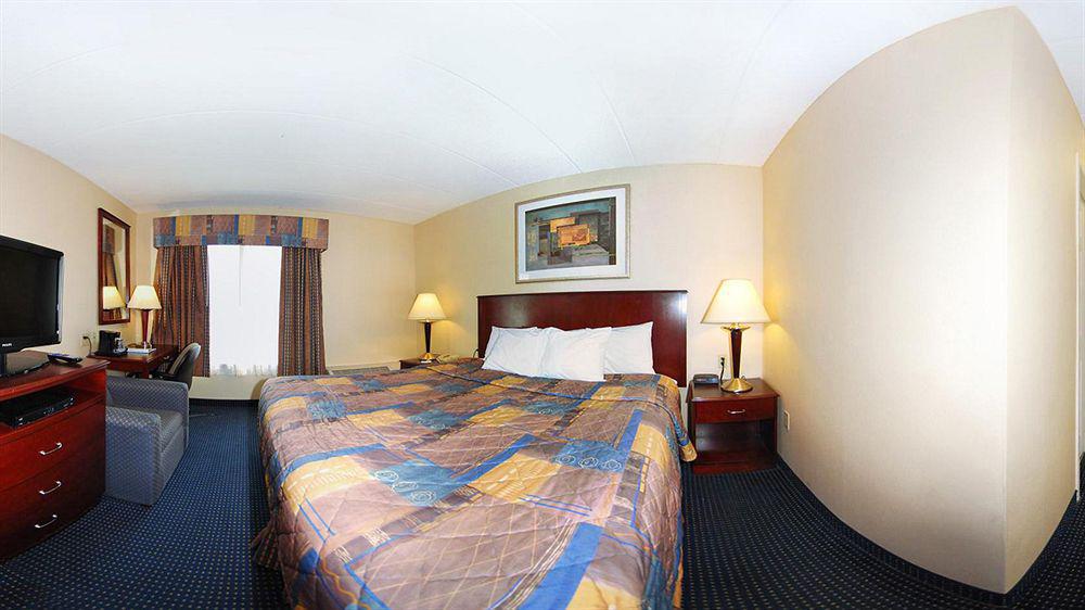 Quality Inn Near Princeton Lawrence Buitenkant foto